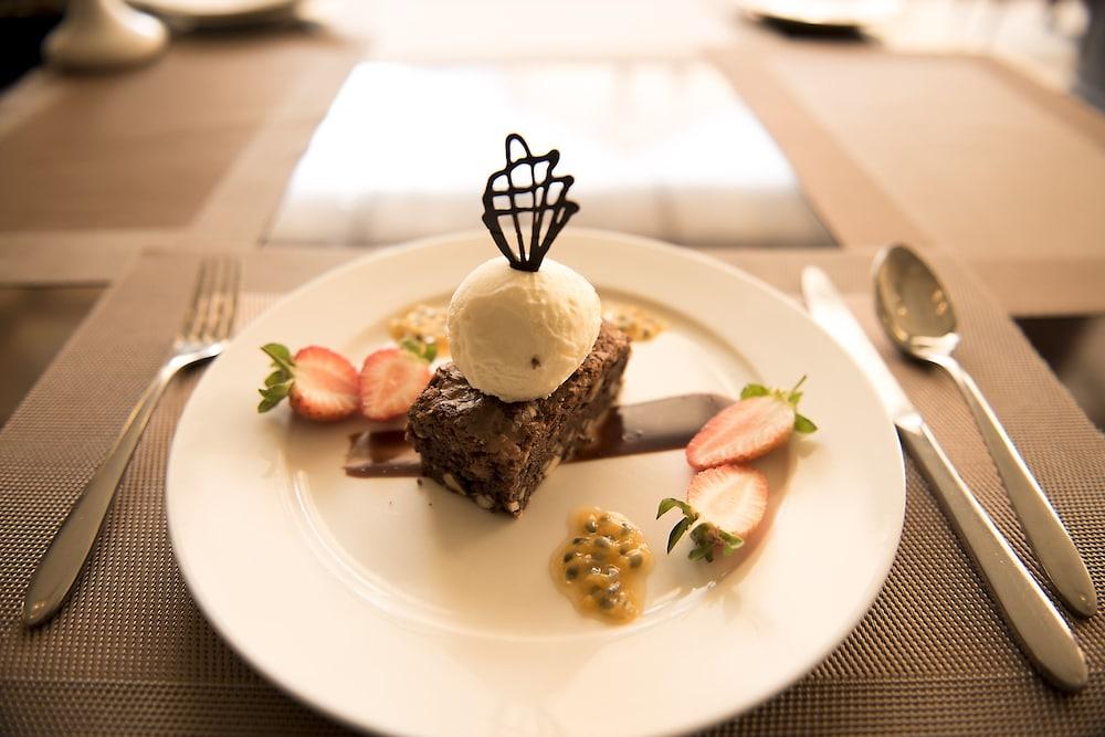Doubletree By Hilton Nairobi Hotel Luaran gambar