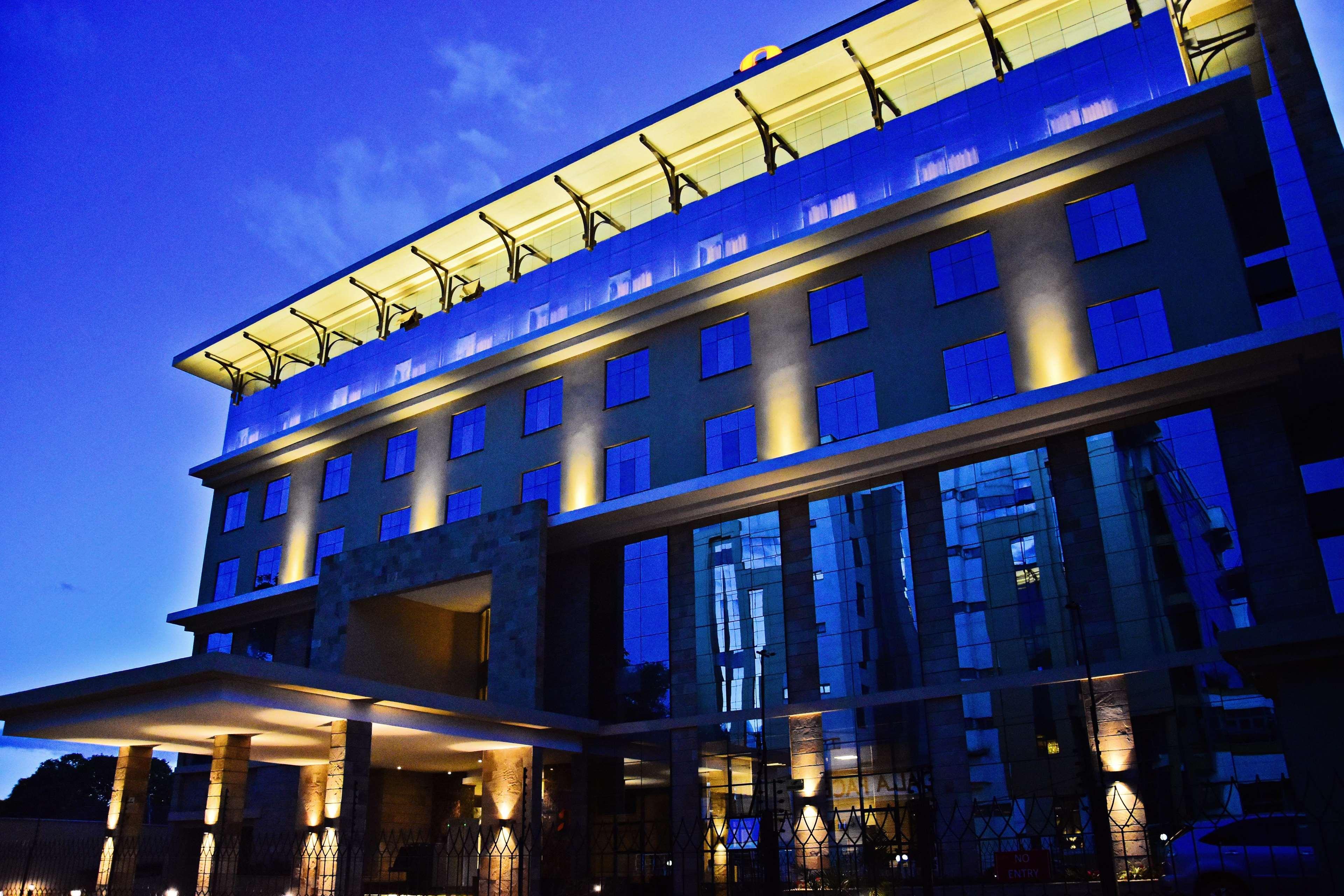 Doubletree By Hilton Nairobi Hotel Luaran gambar
